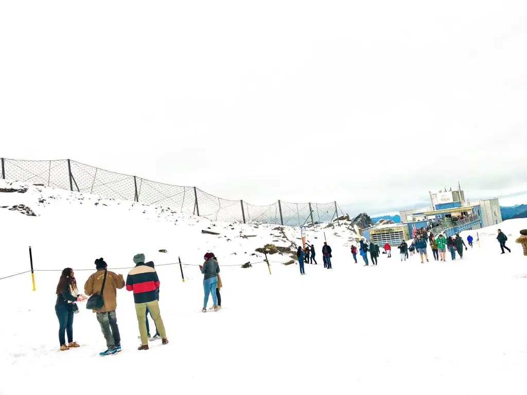 Play in the snow at Titlis