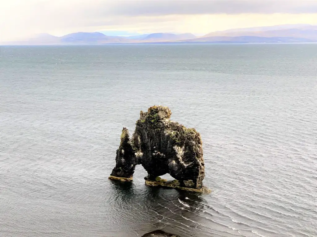 Iceland_Hvitserkur rock formations