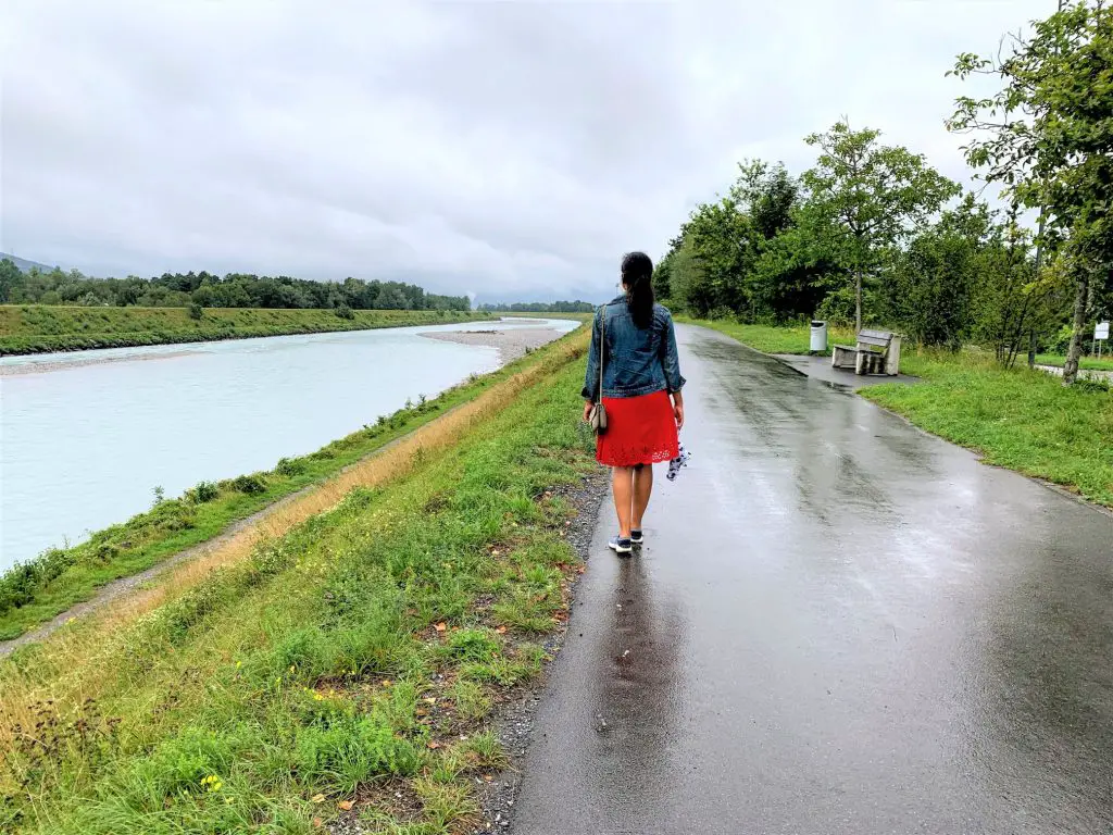 Strolling along the Rhine